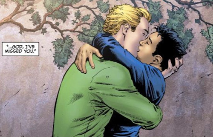 GREEN LATERN Comes OUT WTF?