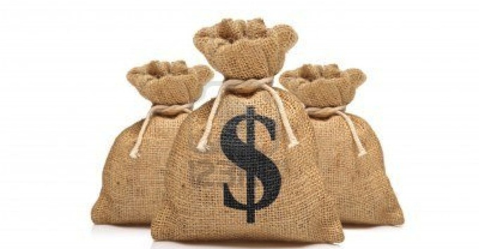 THE PARANOID CORNER: The End of the World or the End of  the Economy?
