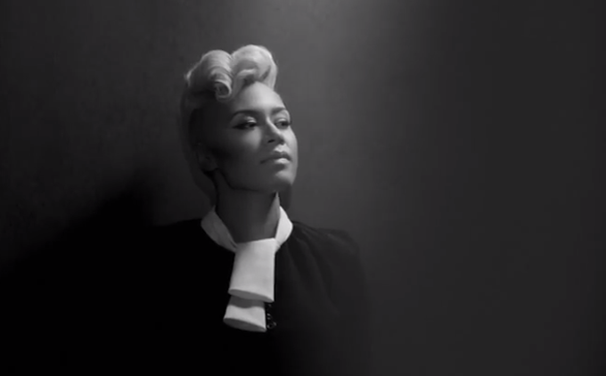 Emeli Sandé - Clown [MUSIC VIDEO.]